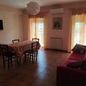 Aunt Maria's Appartament , Patti Italia